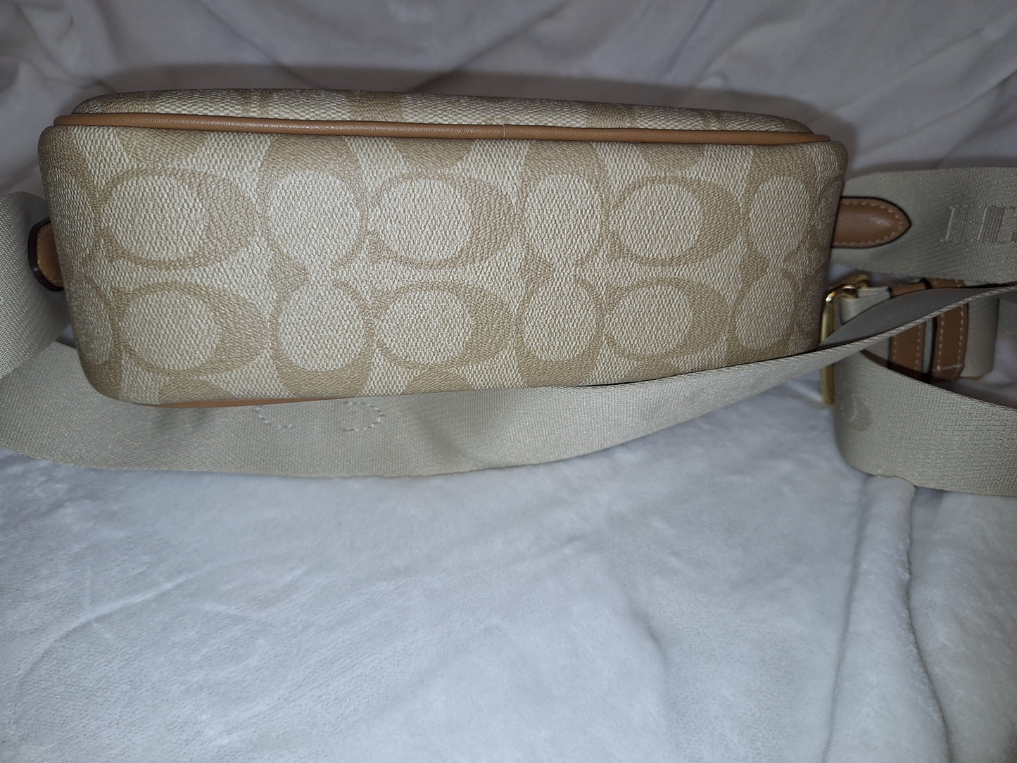 Coach Jamie Crossbody - Signature Canvas & Leather - Light Khaki/Chalk/Light Saddle - NWT (Price Includes Shipping)