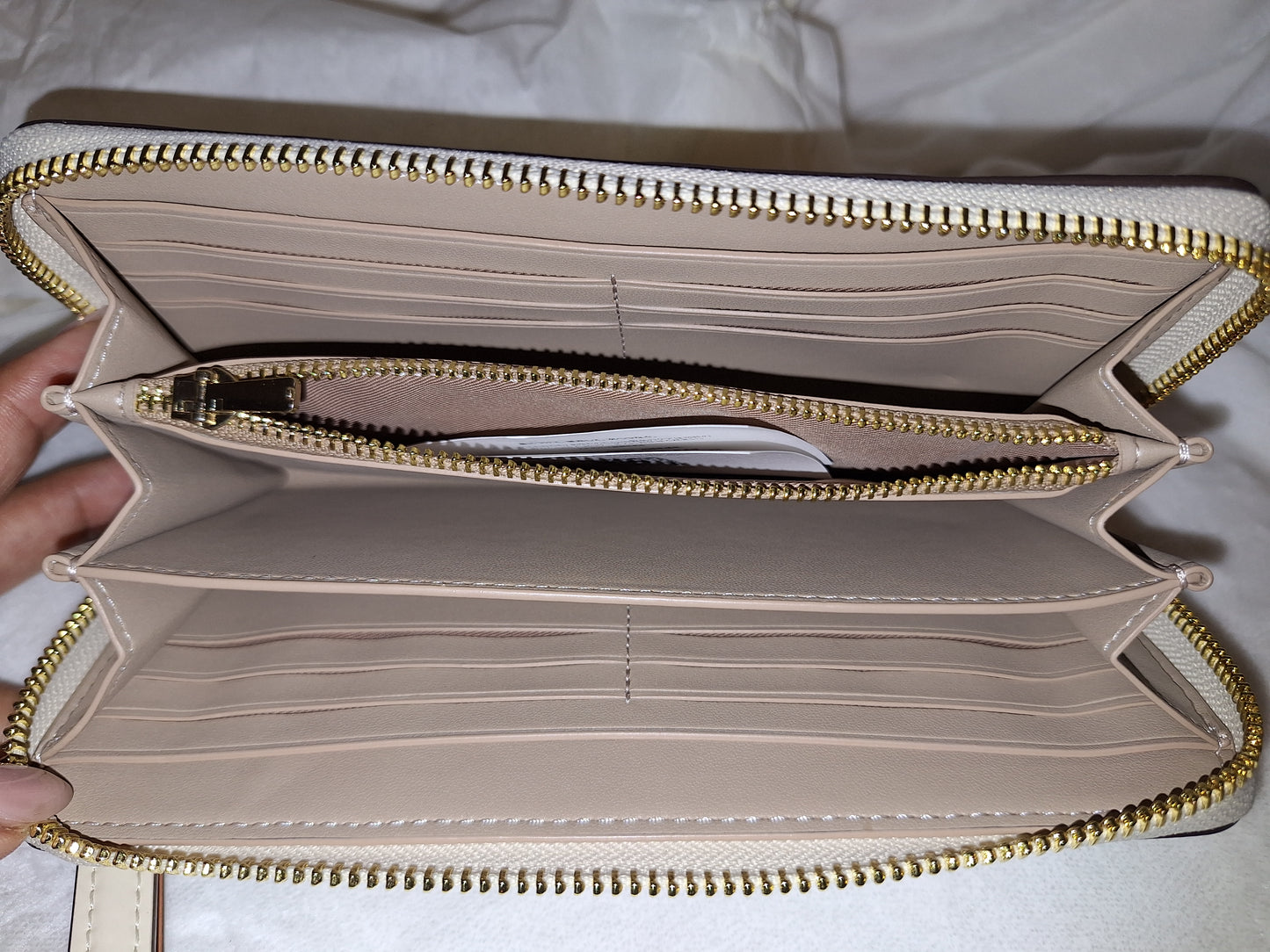 Coach Long Zip Wallet Wristlet - Signature Patent - Chalk/Ivory - NWT (Price Includes Shipping) (Matches Leather Ivory Rowan)
