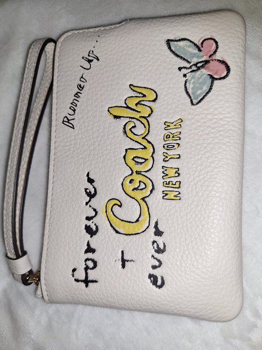 Coach Sketch Print Corner Zip - EUC (Price Includes Shipping)