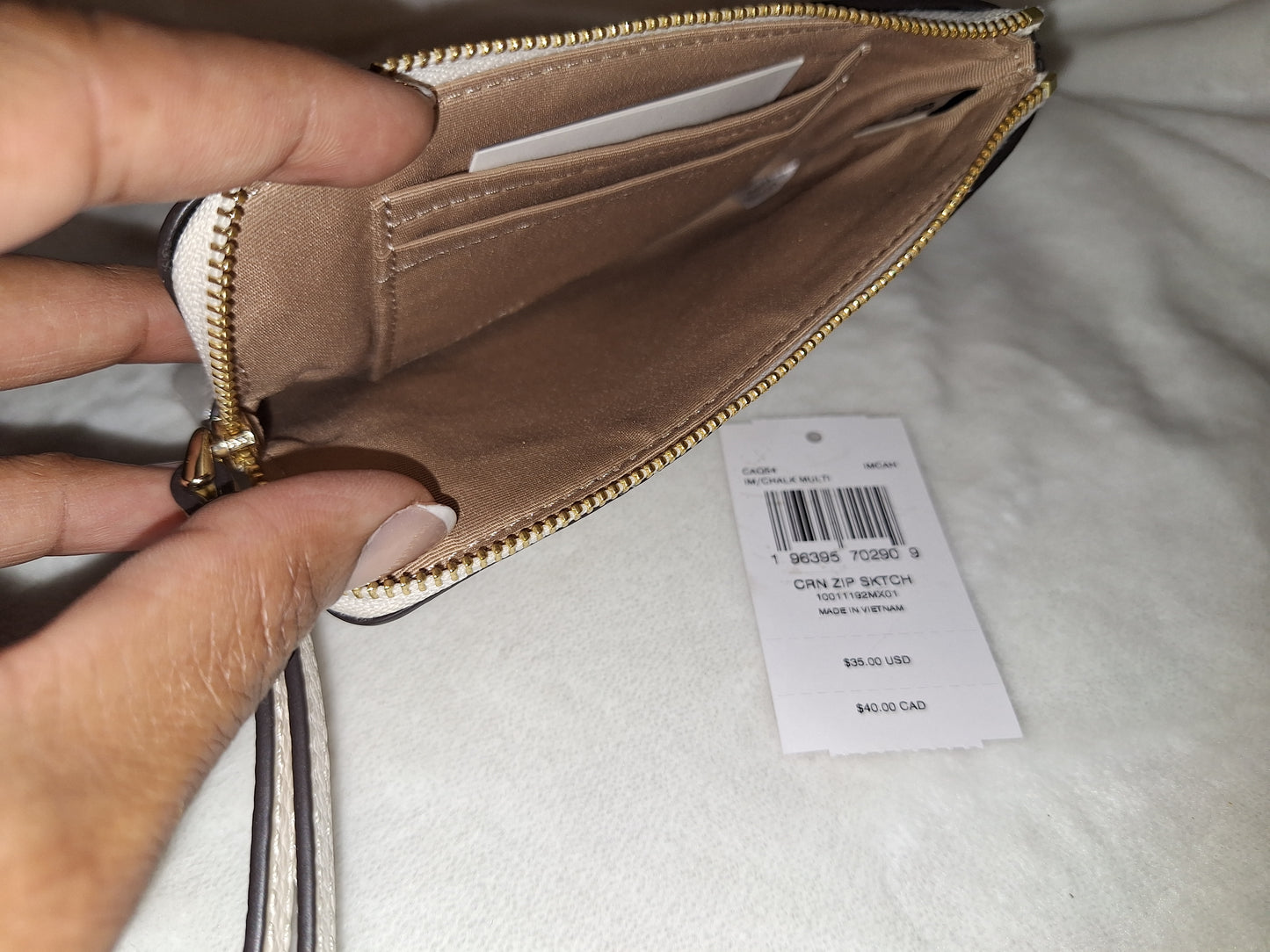 Coach Sketch Print Corner Zip - EUC (Price Includes Shipping)