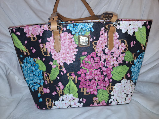 Dooney & Bourke Nelly Tote - Black Hydrangea Monogram - EUC (Price Includes Shipping)